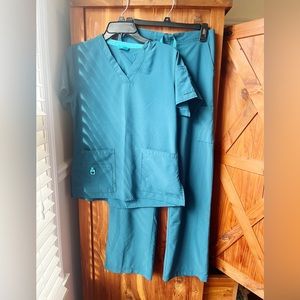 Carhartt Scrubs